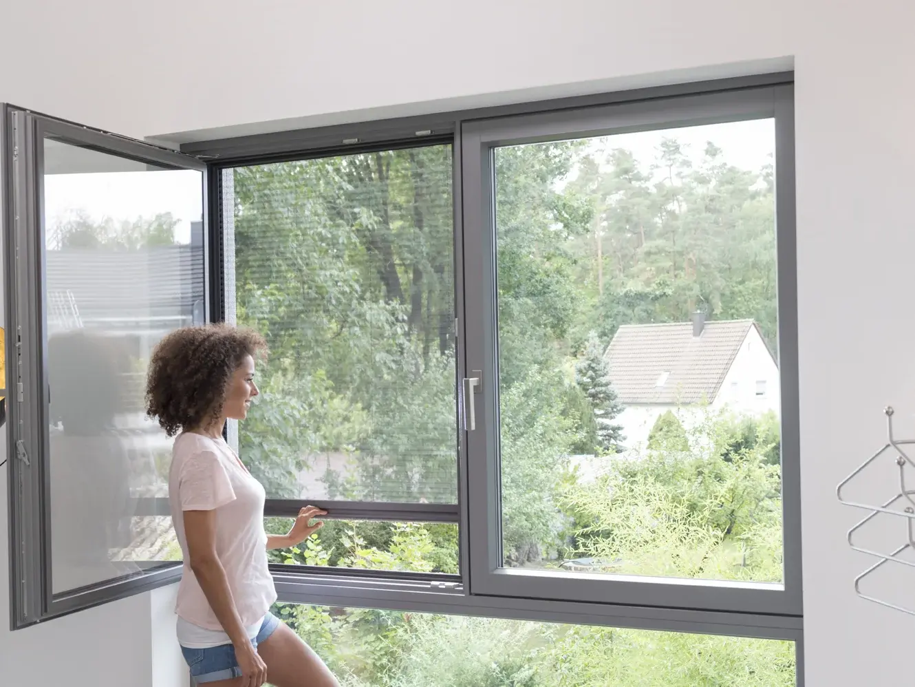 Plissé raamhor: insectenwering op maat